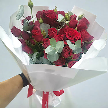 Red Spray Roses Bouquet